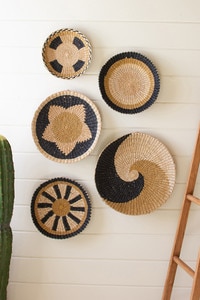 Set of 5 Round Seagrass Platter Wall Hangings