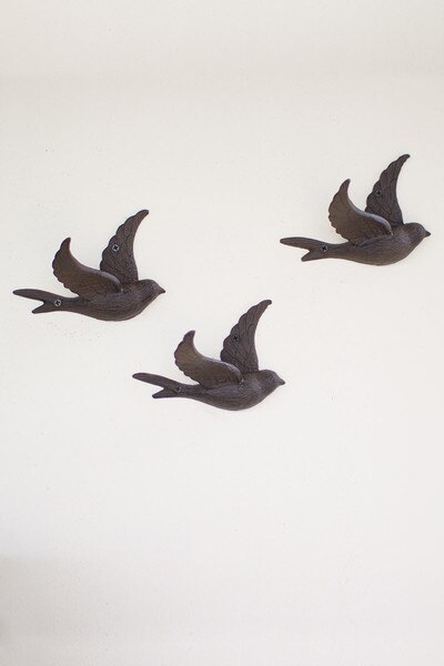 cast iron flying bird wall hook