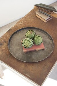 ROUND RUSTIC GALVANIZED TRAY