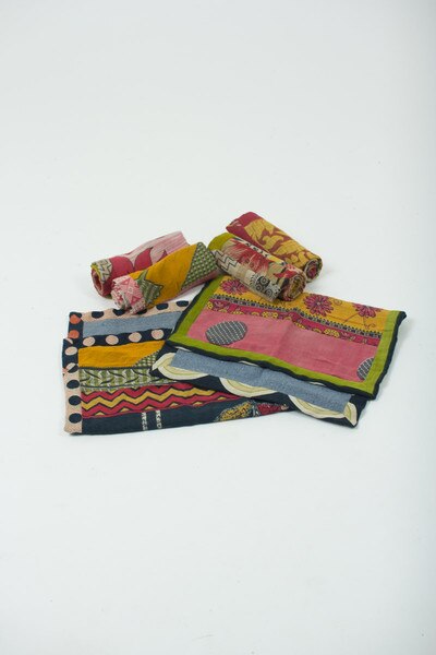 Set of 6 Recycled Kantha Place Mats